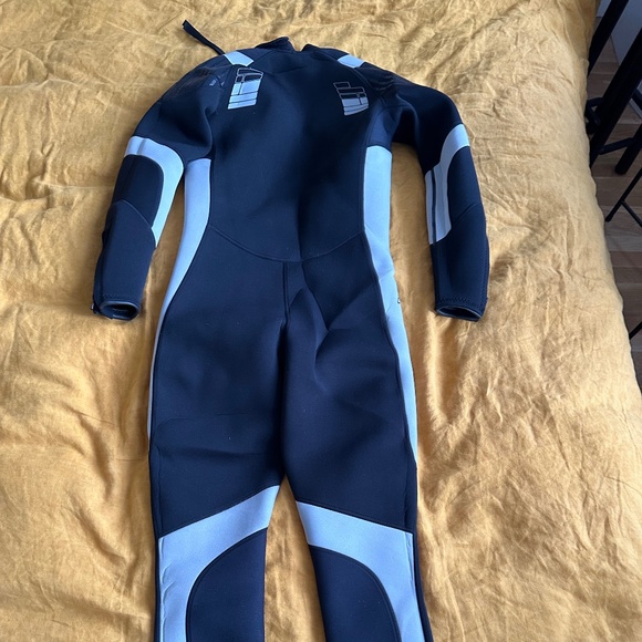 NEW Seaskin Wetsuit Men Women 3mm Neoprene Full Body Diving Suits Wetsuit - Picture 1 of 12